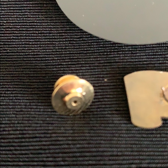 Walt Disney Classics Collection 1997 Event Pin - Picture 11 of 13